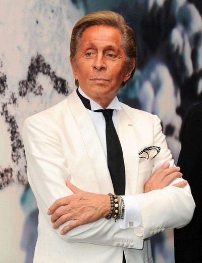 Valentino Garavani - Biography and Fashion Designs