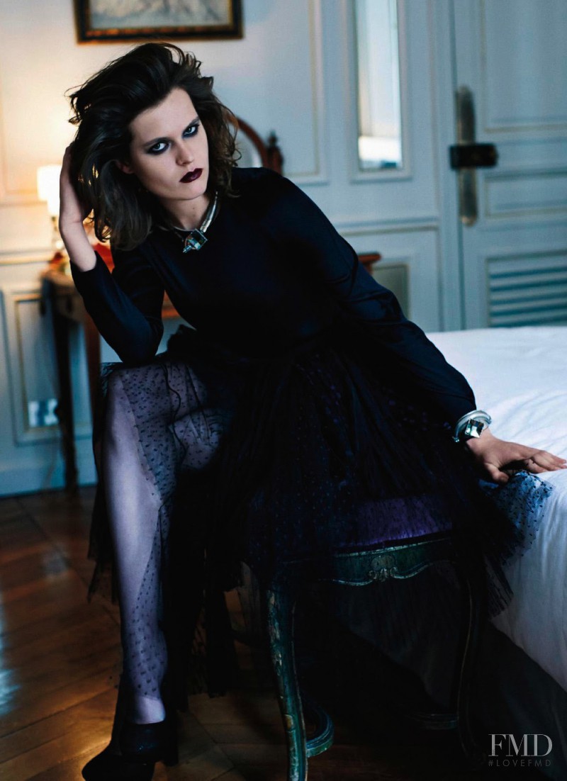 Nanou Vandecruys featured in Femme Noir, September 2013