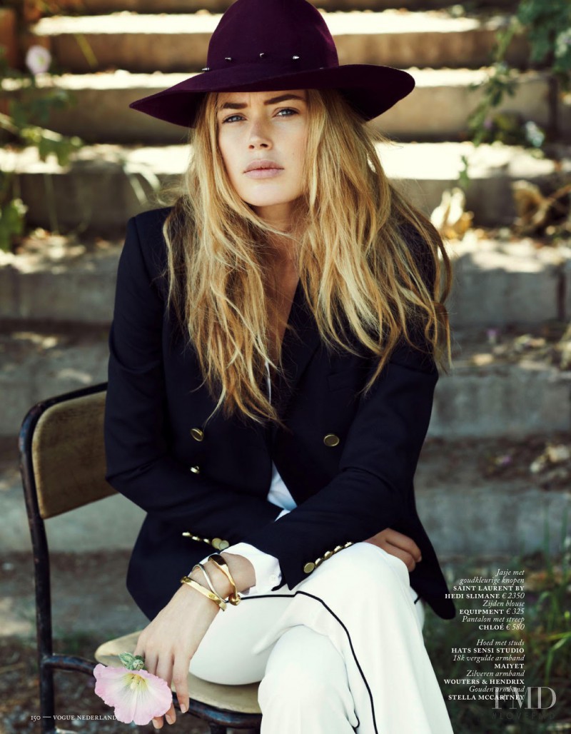 Doutzen Kroes featured in Pure Iconic, September 2013