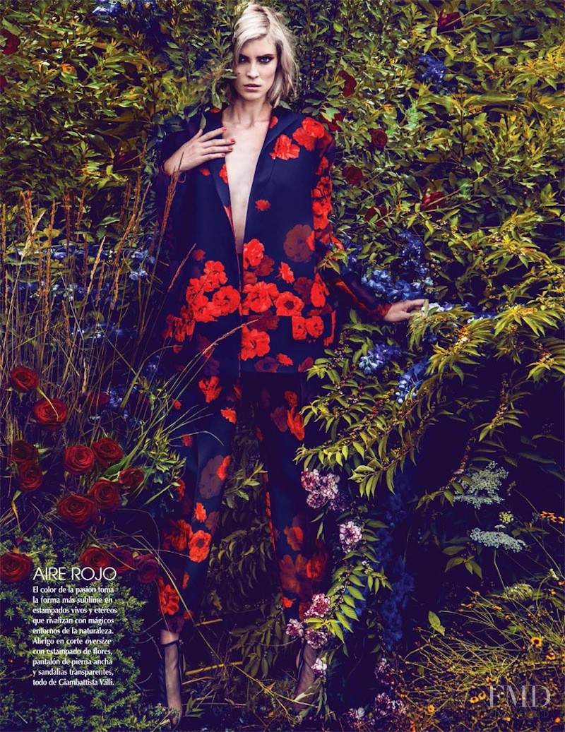 Alison Nix featured in Paraíso, September 2013