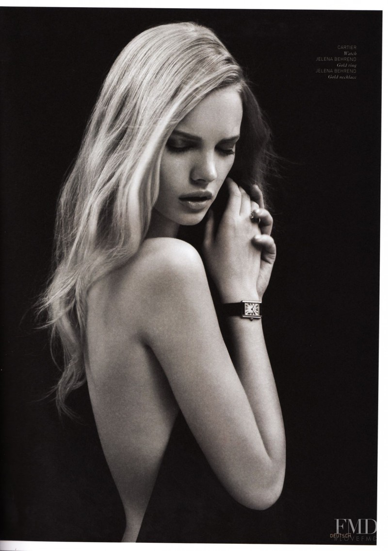 Marloes Horst featured in Marloes, February 2009