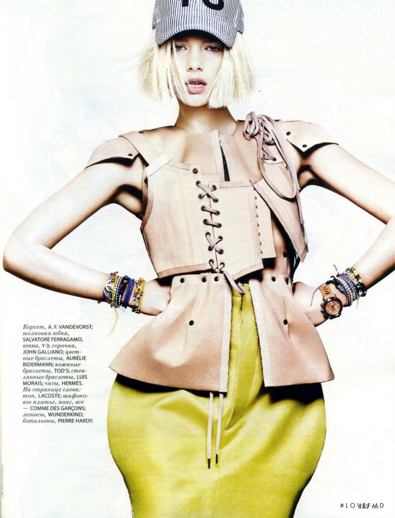 Marloes Horst featured in Fashion Fartn, April 2010