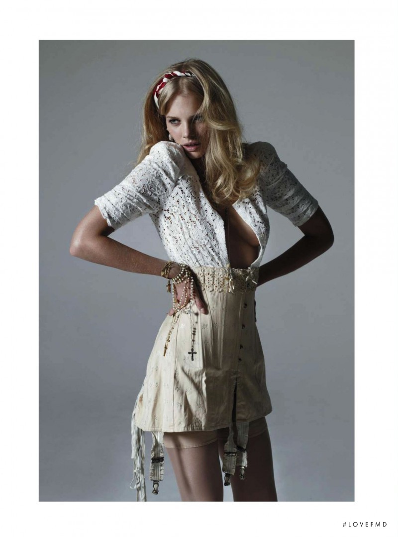 Marloes Horst featured in Viva Marloes, March 2010