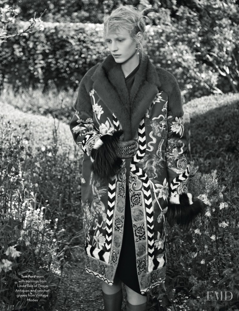 Julia Nobis featured in Spend My Life, September 2013