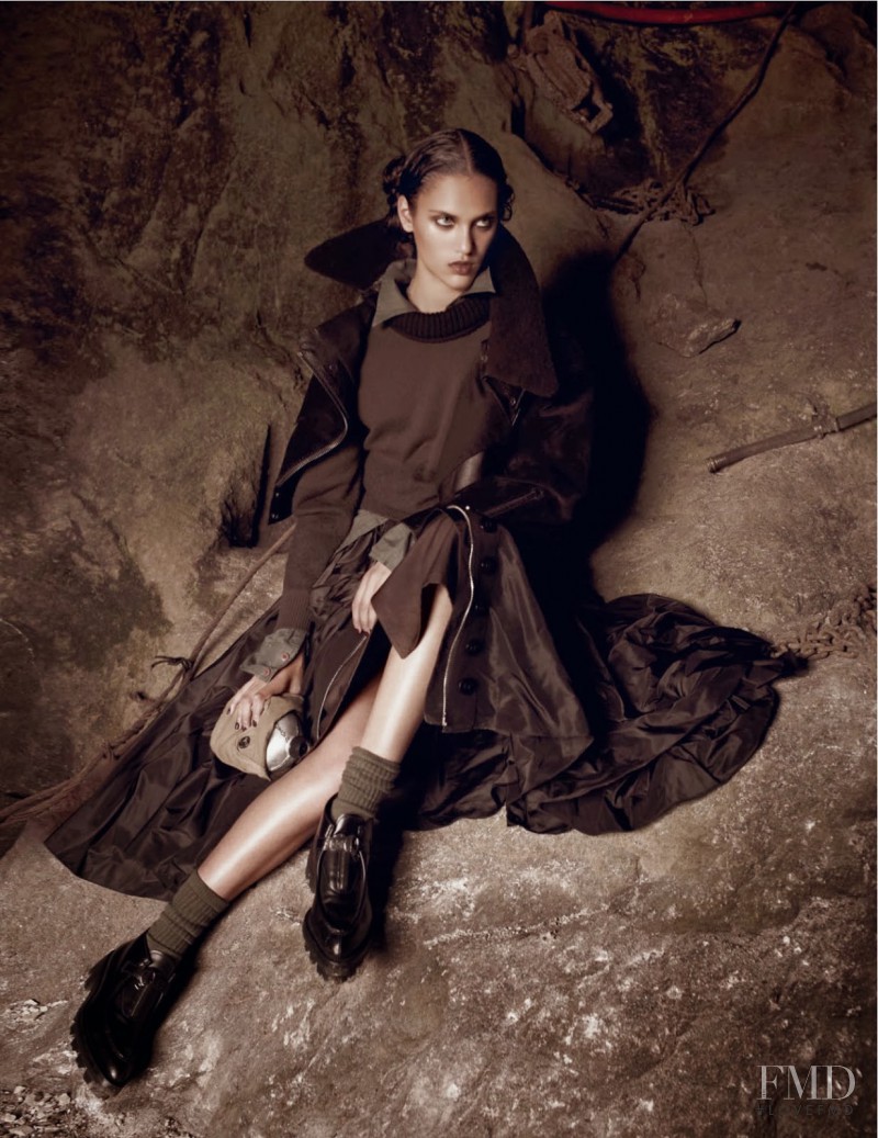 Giedre Kiaulenaite featured in Wartime Romance, October 2013