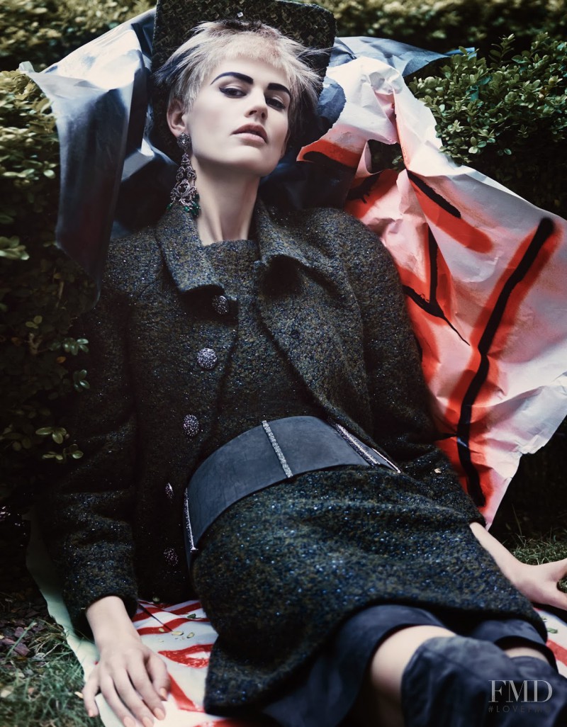 Saskia de Brauw featured in Couture Clash, October 2013