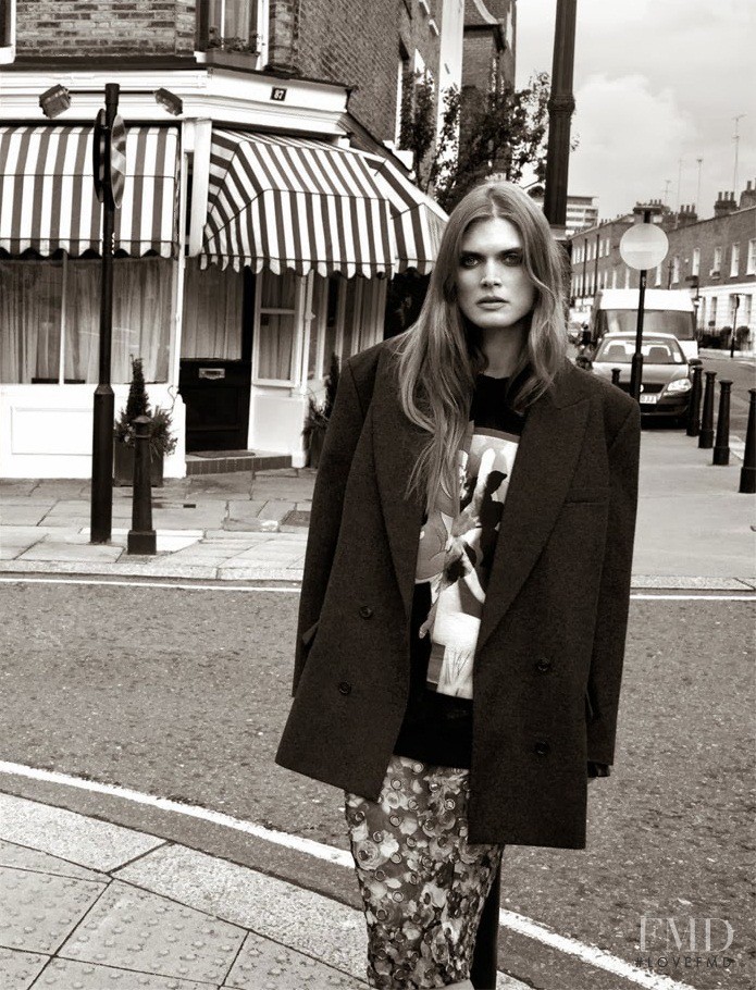 Malgosia Bela featured in Malgosia Bela, September 2013