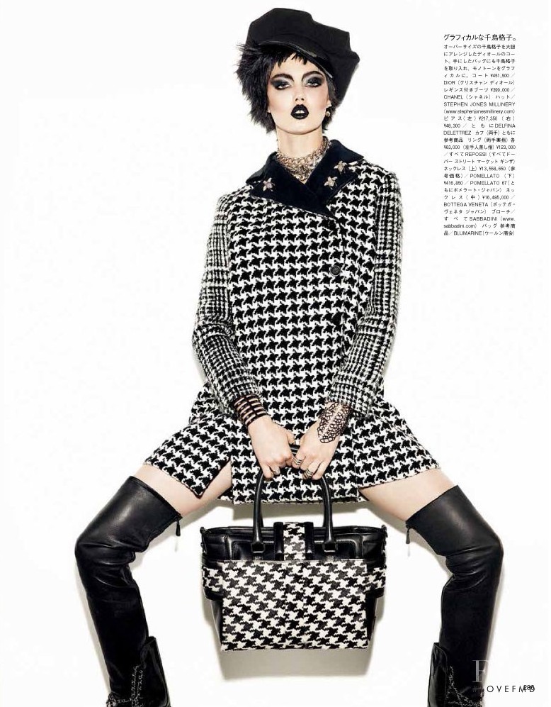 Lindsey Wixson featured in A Classic Rebel, November 2013