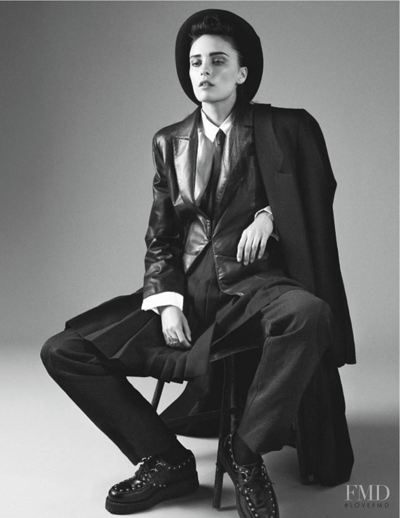 Beth Edwards featured in Buffalo Gang, September 2013