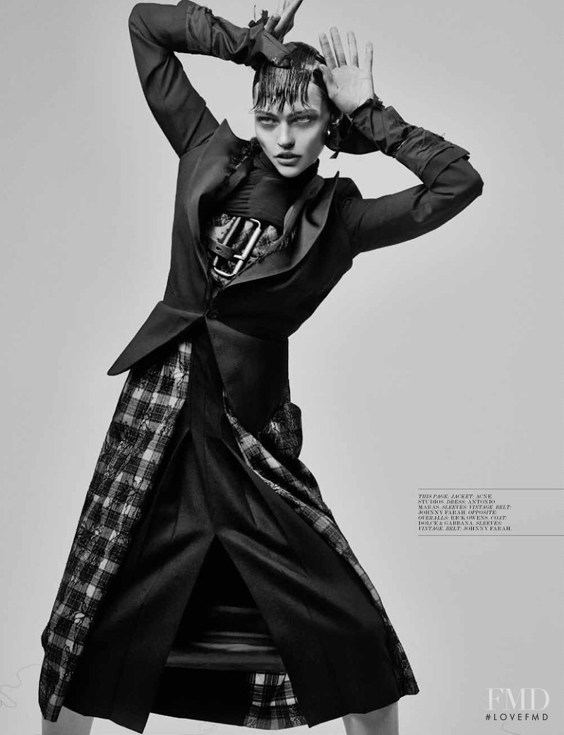 Sasha Pivovarova featured in Check Mate, October 2013