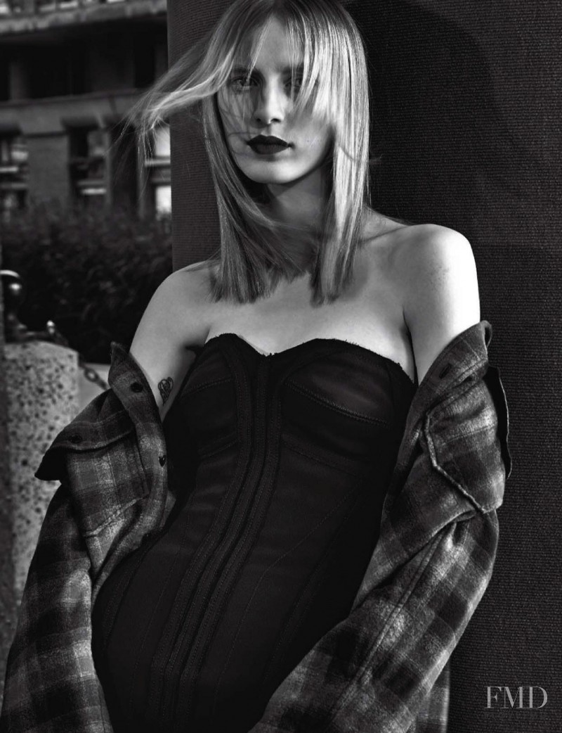 Julia Nobis featured in A Matter Of Shape, October 2013