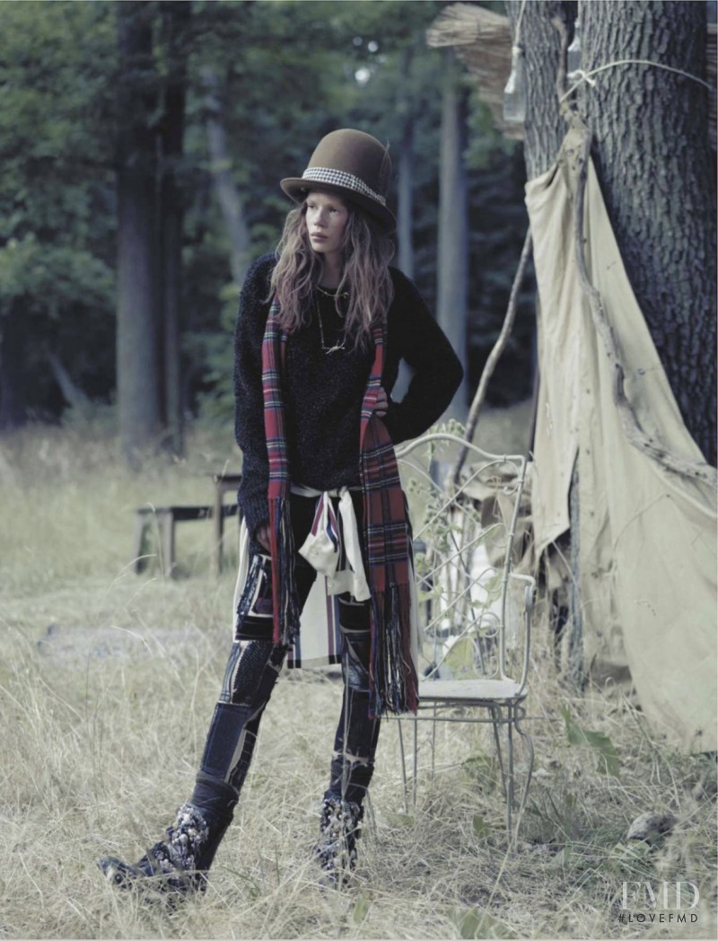 Julia Zimmer featured in Billy The Kid, October 2013