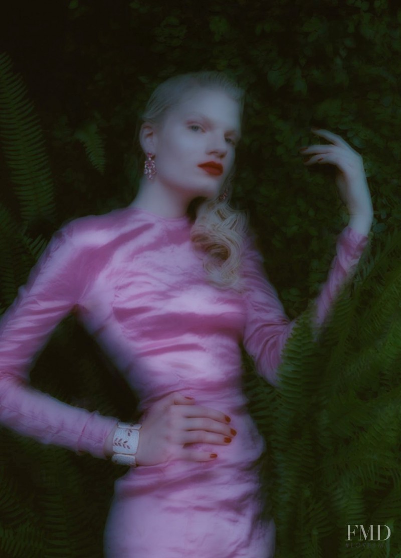 Eleonora Baumann featured in Neo-pink, September 2013