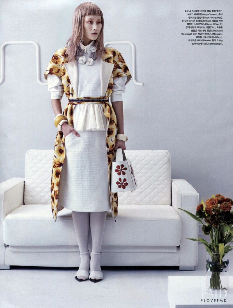 Hyun Yi Lee featured in Floral Index, April 2013