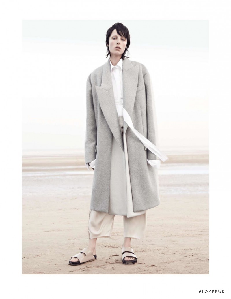 Edie Campbell featured in Sur Le Sable, November 2013