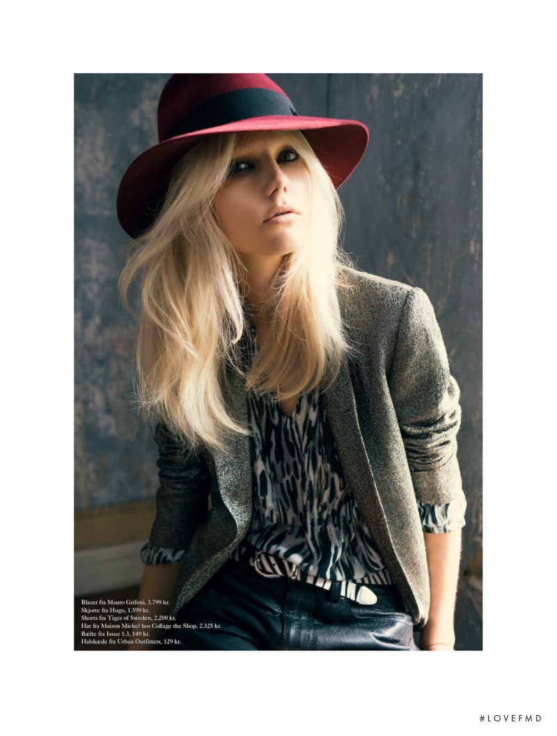 Josefine Nielsen featured in I En Villa, November 2013