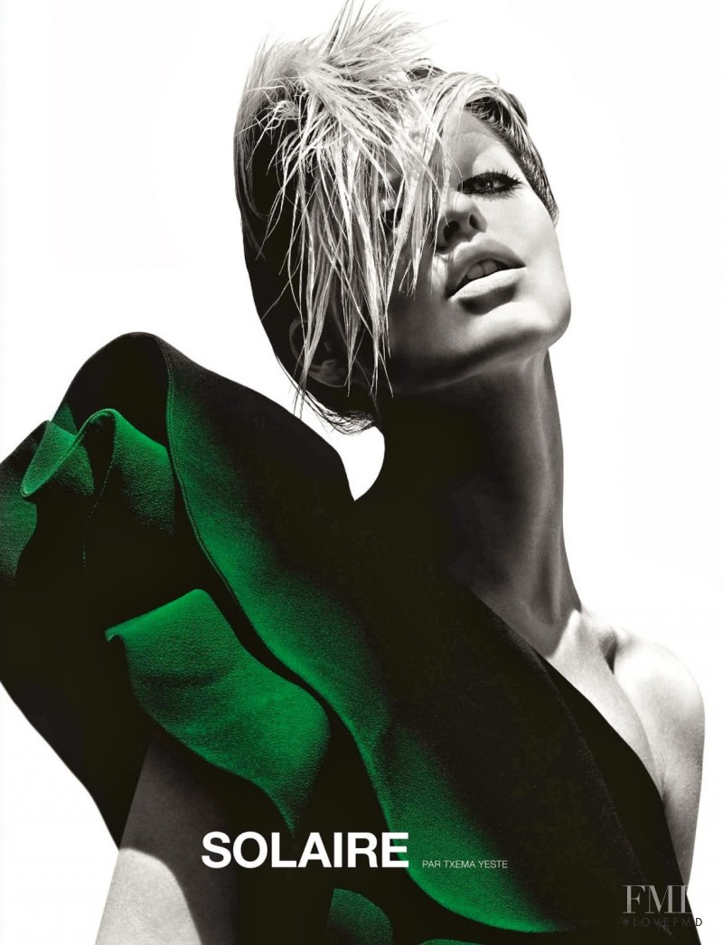 Martha Hunt featured in Solaire, November 2013