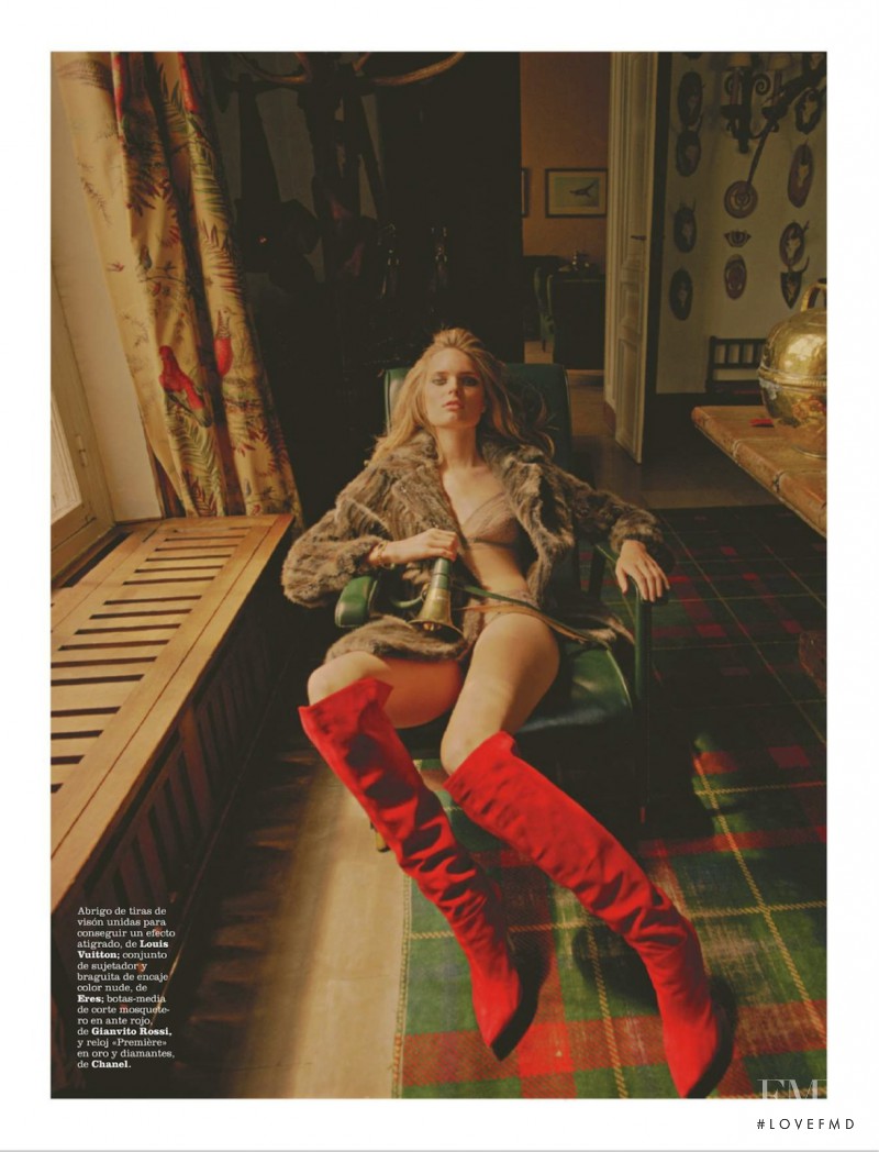 Agnete Hegelund featured in Intimo Secreto, November 2013