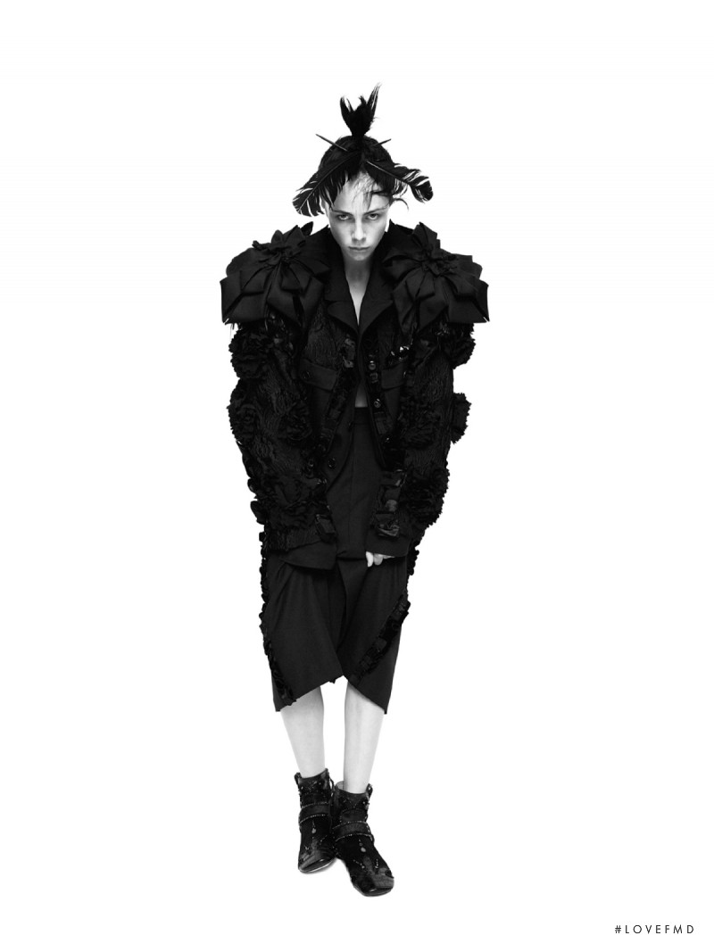 Edie Campbell featured in Le Soleil Noir De Marc Jacobs, December 2013