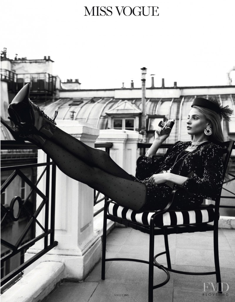 Anna Selezneva featured in 19 Chambre, December 2013