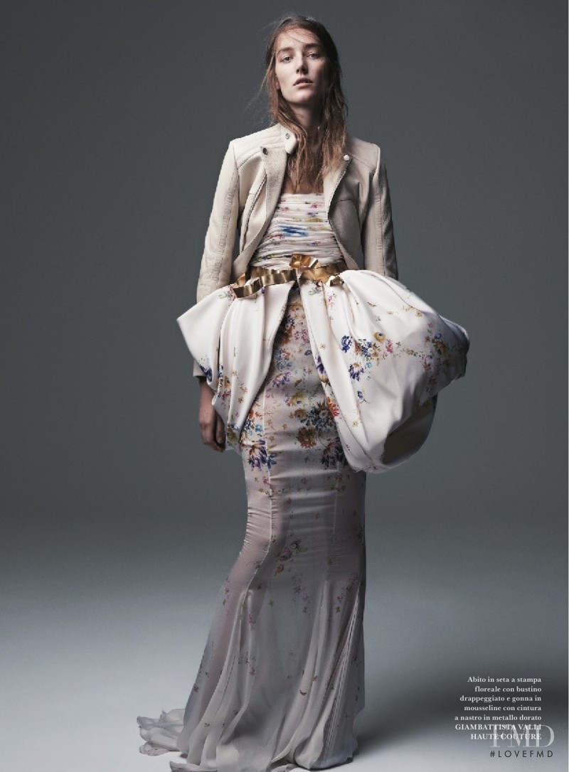 Joséphine Le Tutour featured in An Embroidered Anthology, December 2013