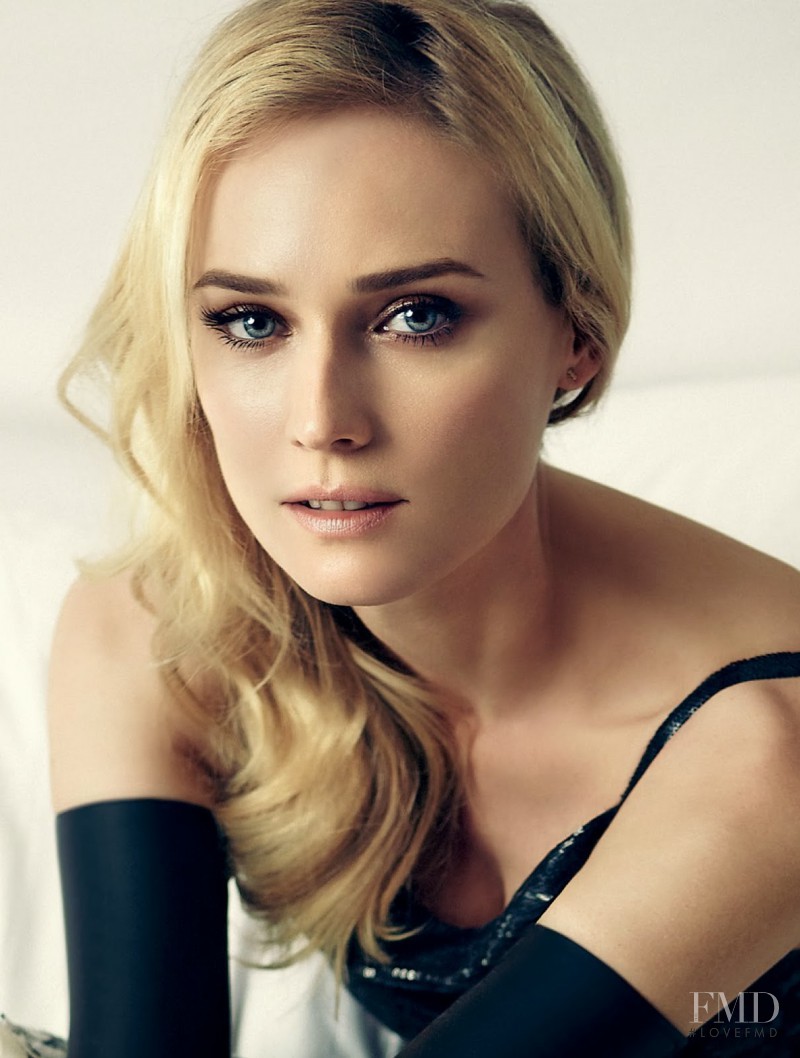 Diane Heidkruger featured in D.K. A Amigo Do Kaiser, December 2013