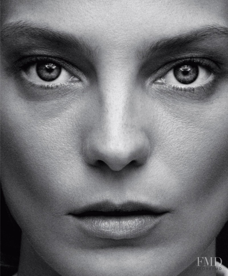 Daria Werbowy featured in The Face Of Beauty Now, February 2014