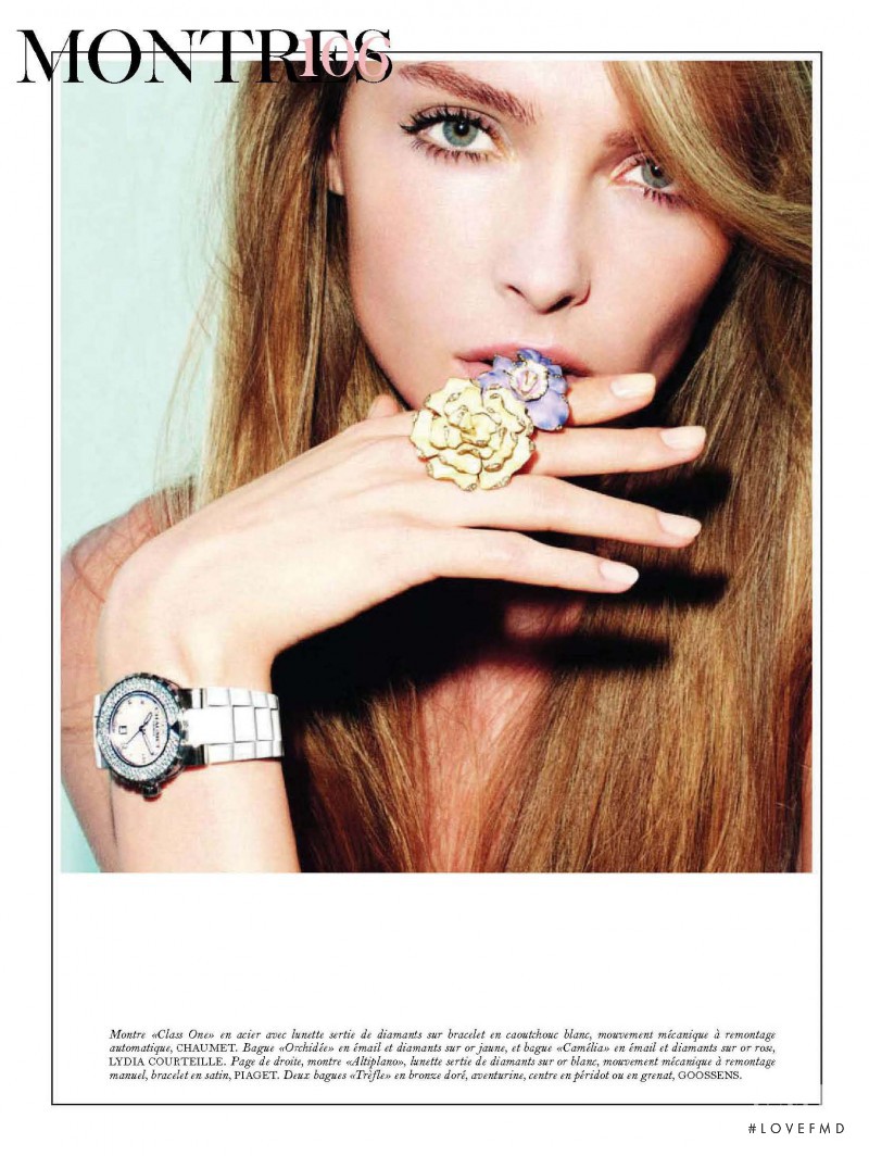Snejana Onopka featured in L\'Heure Pure, April 2011