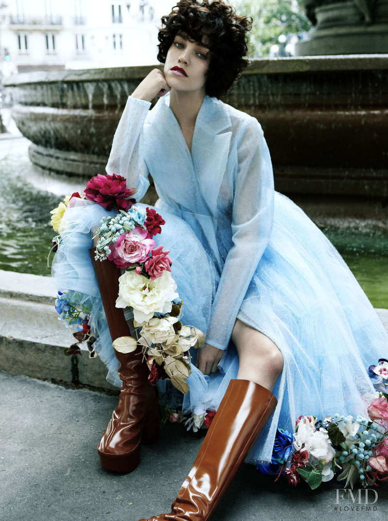 Samantha Gradoville featured in The Paris Issue, October 2013