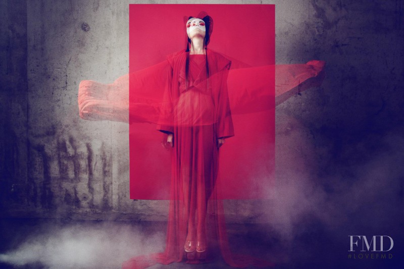 Pauline Moulettes featured in Geisha, July 2012