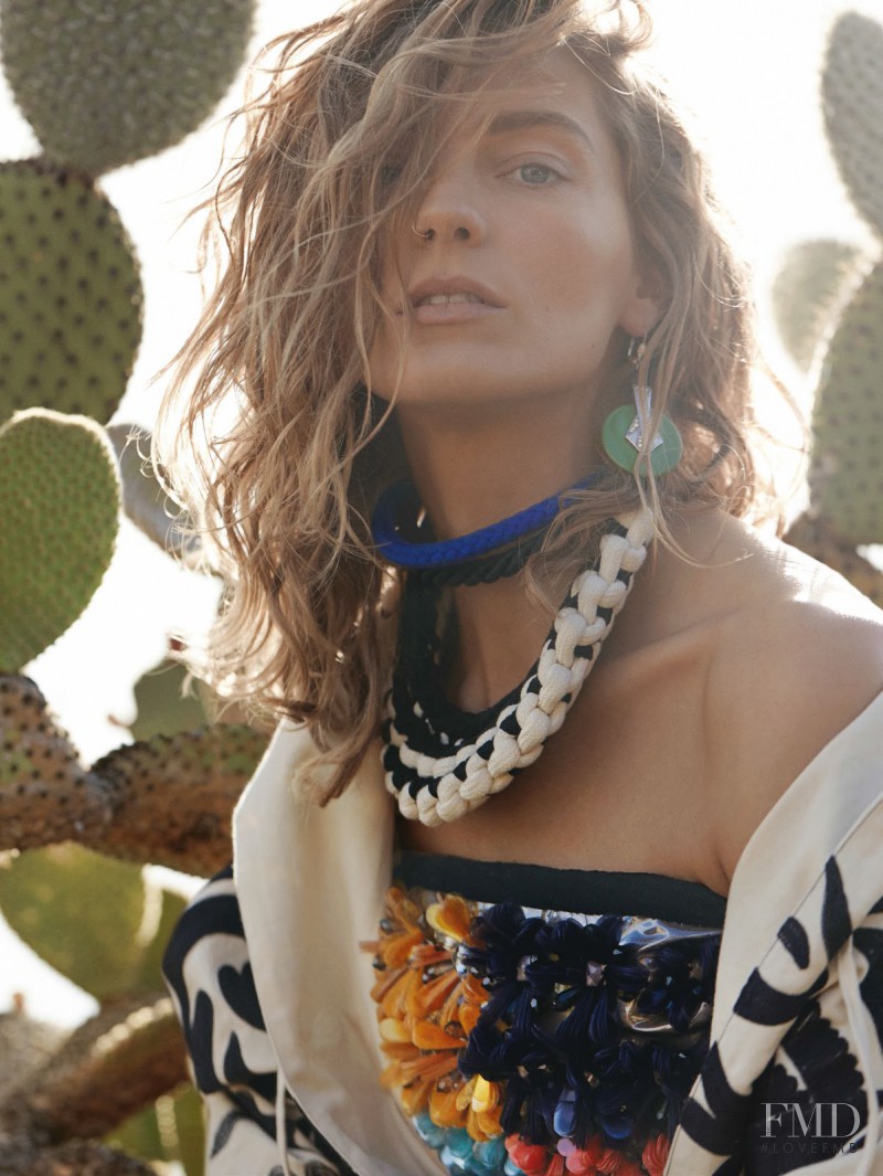 Daria Werbowy featured in Rainbow Babes, March 2014