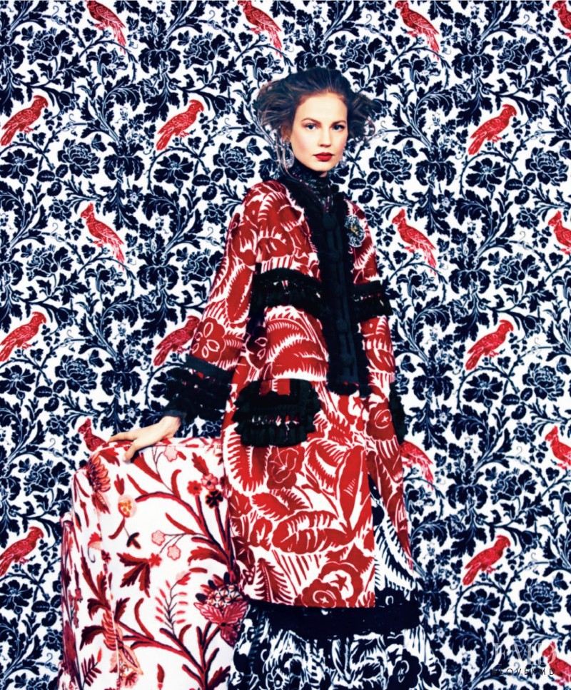 Elisabeth Erm featured in Prints Of The Season, March 2014