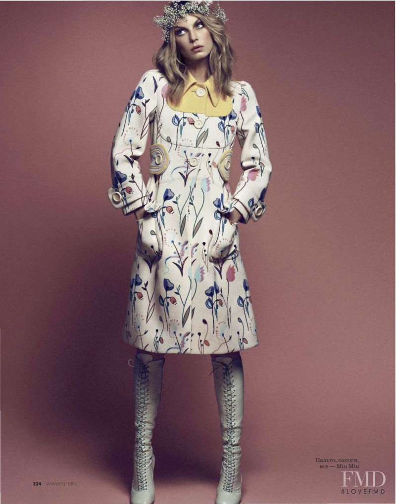 Angela Lindvall featured in Girl In Bloom, March 2014