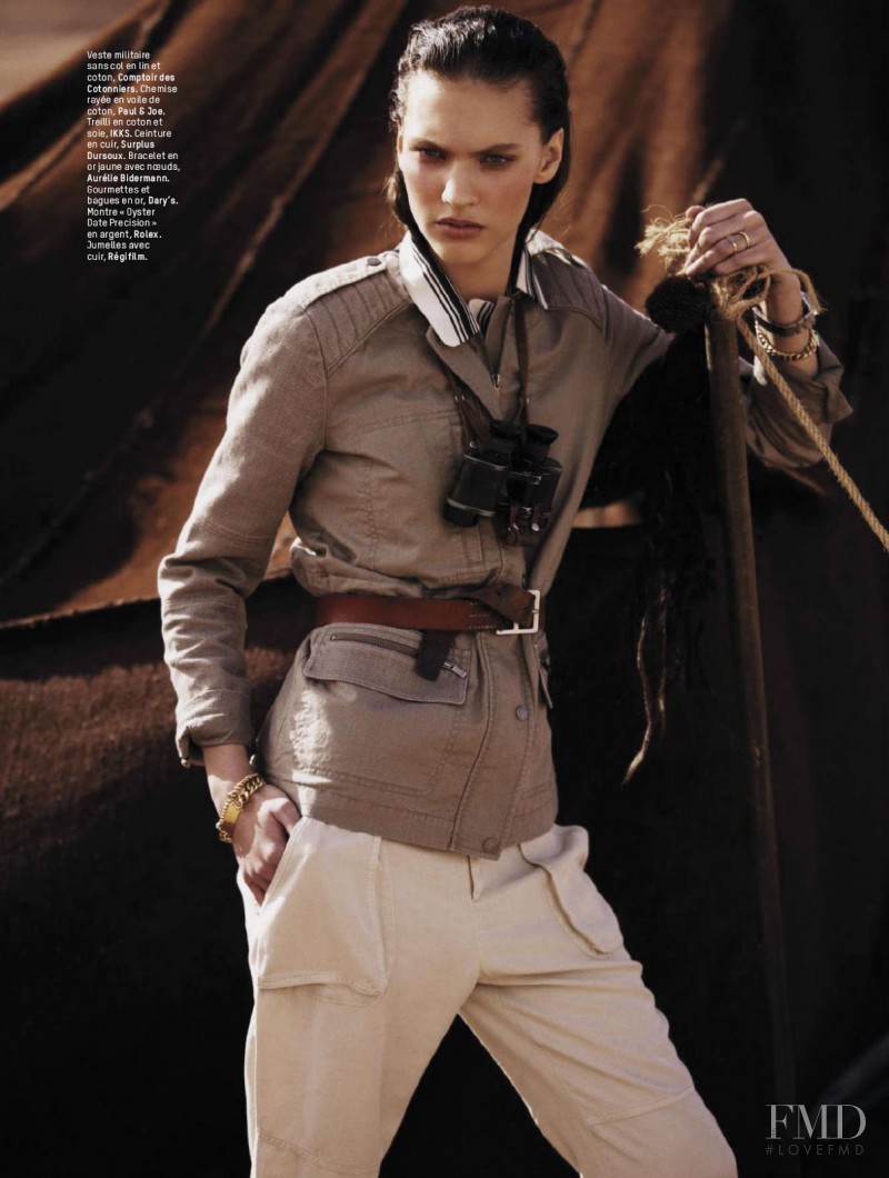 Maggie Jablonski featured in La Captive Du Desert, March 2014