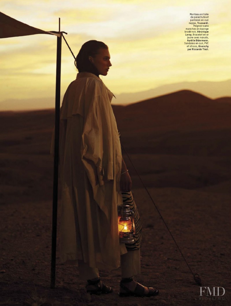 Maggie Jablonski featured in La Captive Du Desert, March 2014