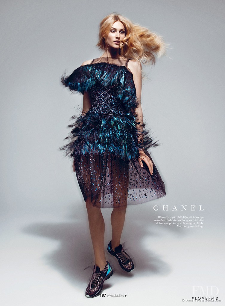 Dauphine McKee featured in The Art Of Haute Couture, April 2014