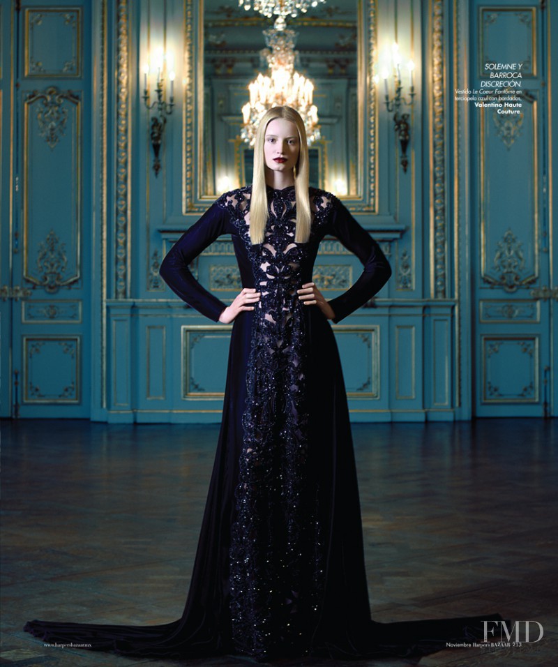 Maud Welzen featured in En Mi Castillo, November 2012