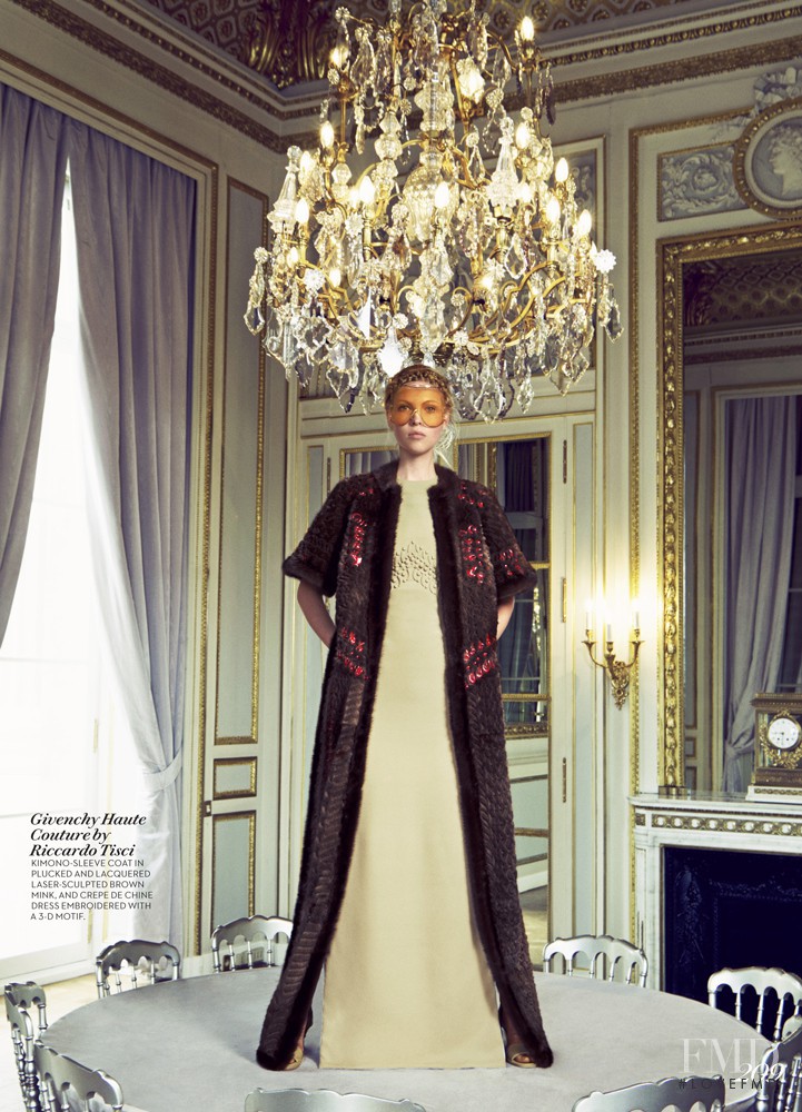 Amanda Nimmo featured in A Canadian in Paris, October 2012