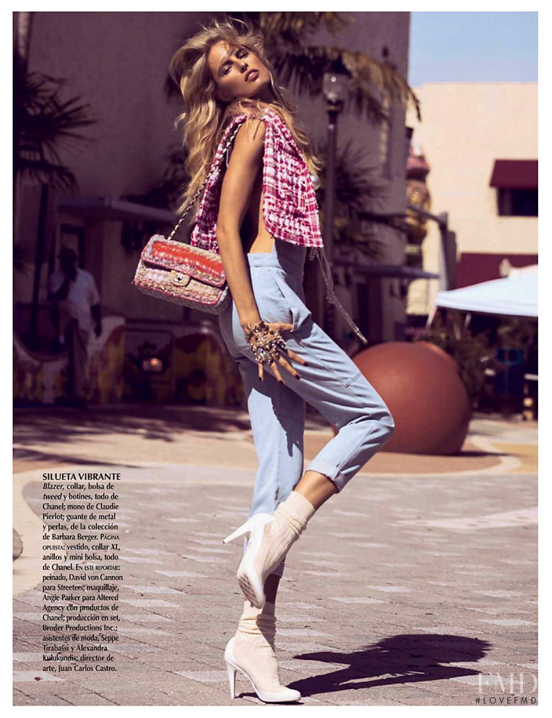 Karolina Kurkova featured in Días De Excesos, April 2014