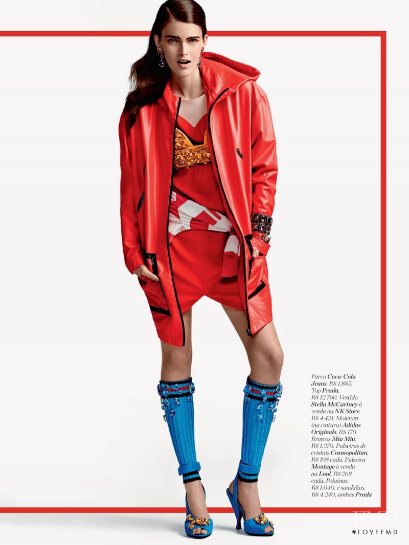 Kamila Hansen featured in Esporte De Luxo, April 2014