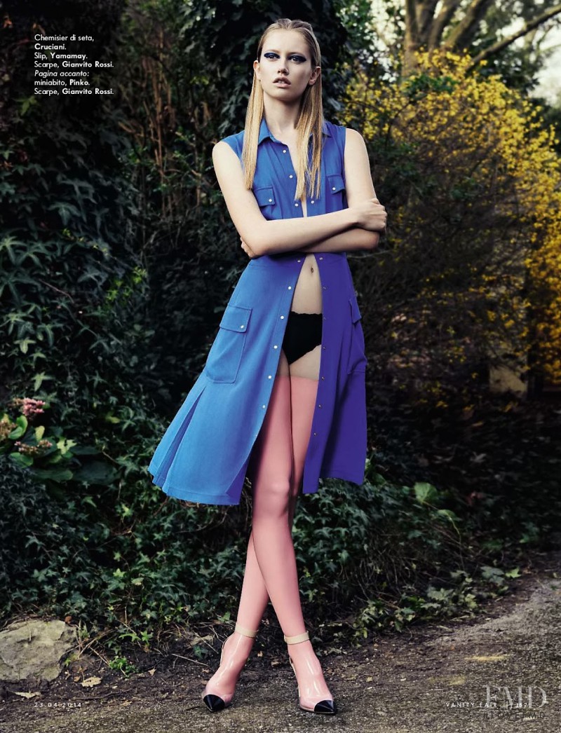 Sofia Fisher featured in In Senso Latex, April 2014