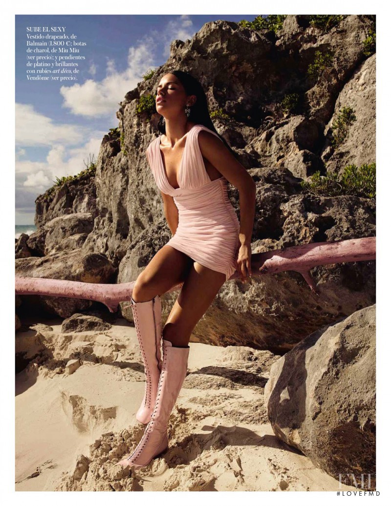 Adriana Lima featured in Alerta Rosa, May 2014