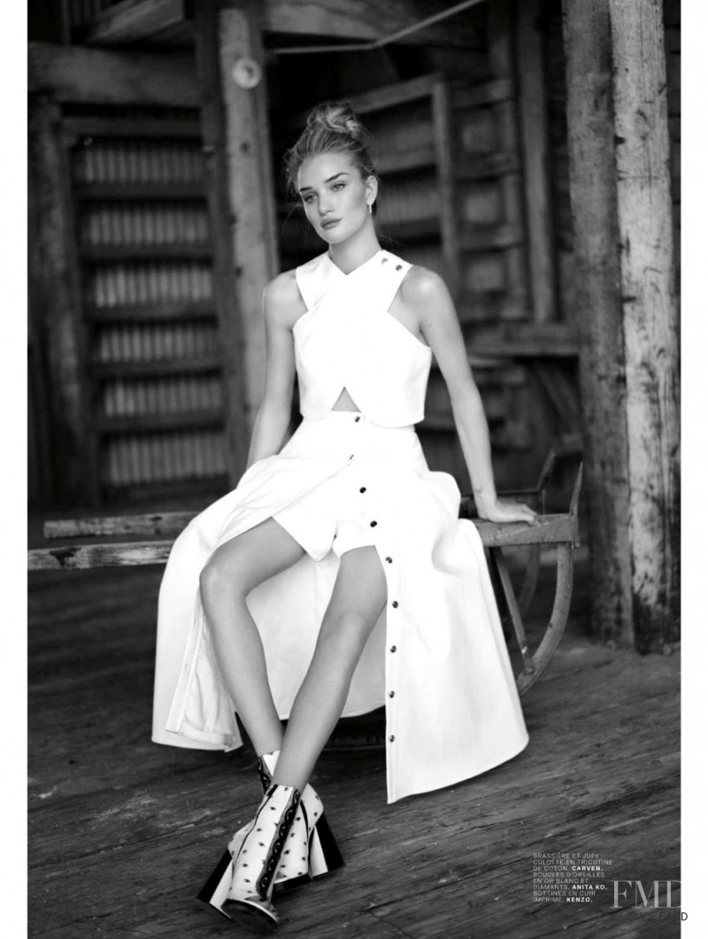 Rosie Huntington-Whiteley featured in Or Noir, May 2014