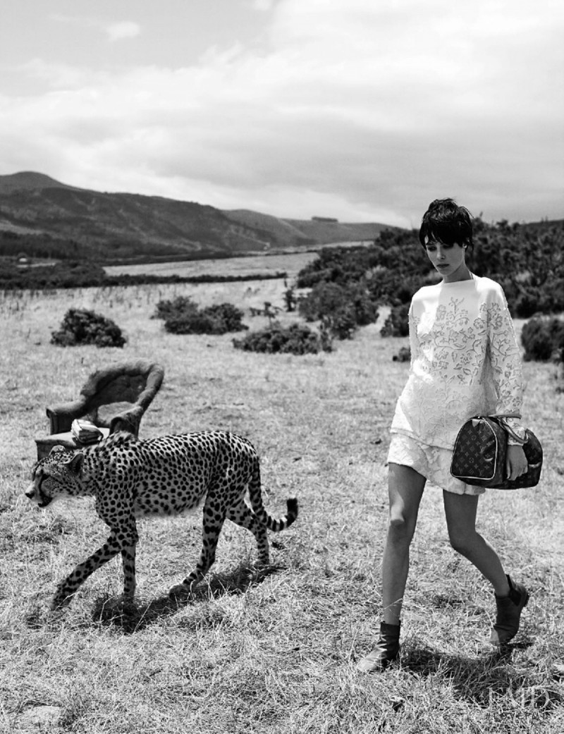 Edie Campbell featured in L\'âme Du Voyage, May 2014