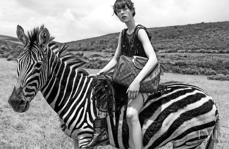 Edie Campbell featured in L\'âme Du Voyage, May 2014