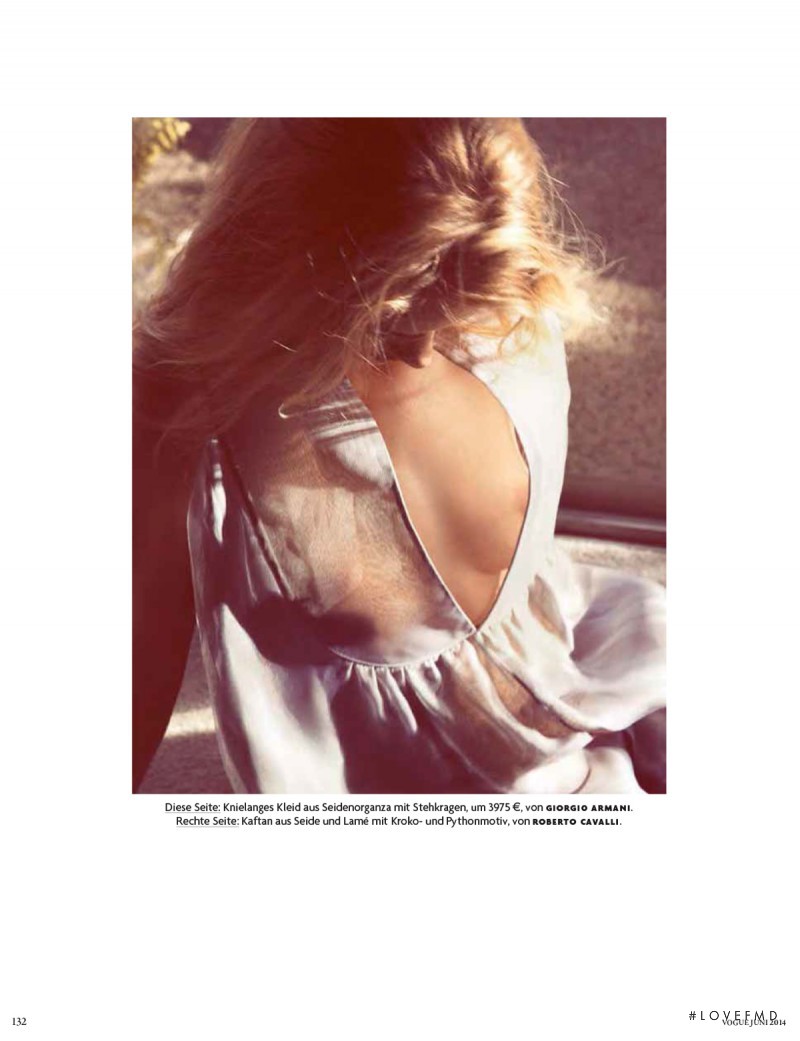 Rosie Huntington-Whiteley featured in English Rose, June 2014