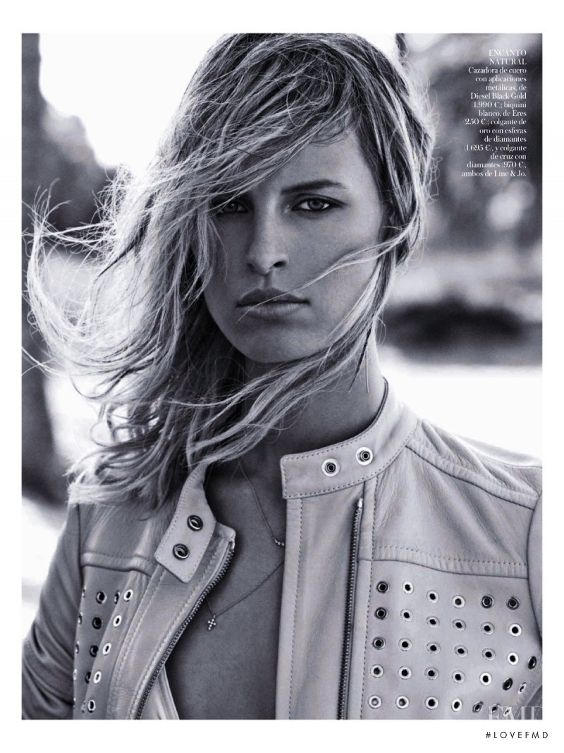 Karolina Kurkova featured in Surfin\' USA, June 2014