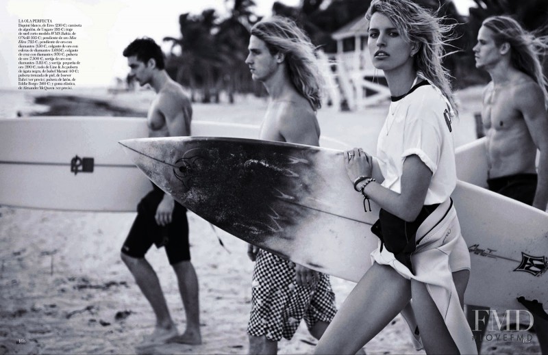 Karolina Kurkova featured in Surfin\' USA, June 2014