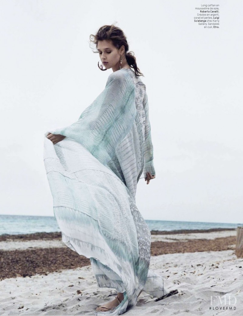 Anais Pouliot featured in Songe D\'ete, June 2014