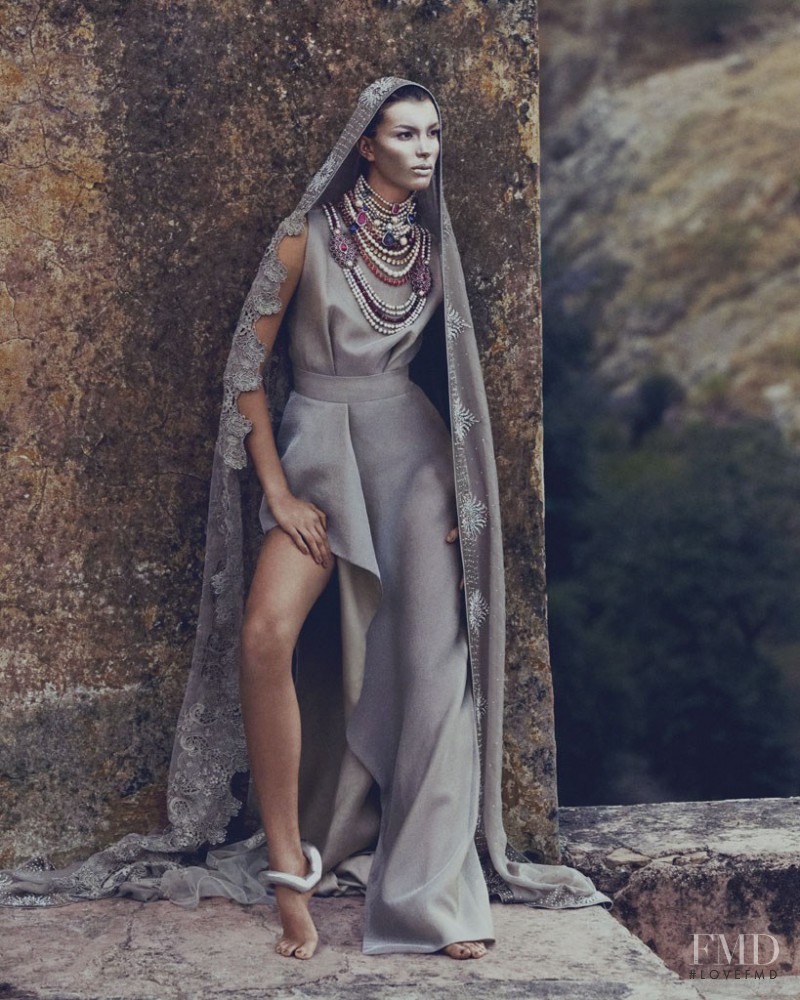 Kate King featured in Drapery Fashion, May 2014
